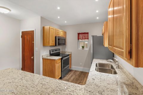 Tiny photo for 758 Barker Road, Fremont, OH 43420 (MLS # 10005731)