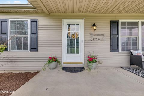 Tiny photo for 12706 County Road F, Wauseon, OH 43567 (MLS # 10007355)