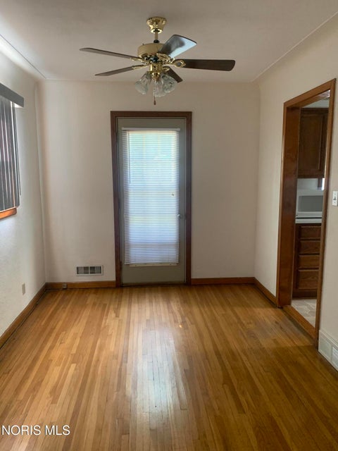 Tiny photo for 1201 Hawk Street, Toledo, OH 43612 (MLS # 10013214)