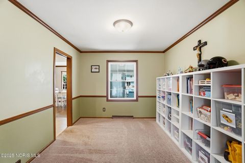 Tiny photo for 2403 Ragan Woods Drive, Toledo, OH 43614 (MLS # 10000688)