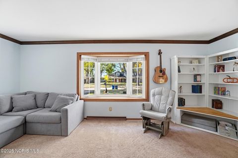 Tiny photo for 2403 Ragan Woods Drive, Toledo, OH 43614 (MLS # 10000688)