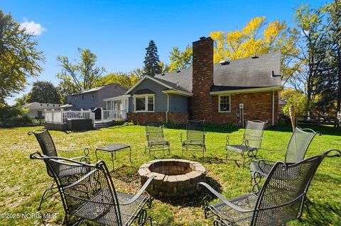 Tiny photo for 2403 Ragan Woods Drive, Toledo, OH 43614 (MLS # 10000688)