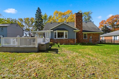 Tiny photo for 2403 Ragan Woods Drive, Toledo, OH 43614 (MLS # 10000688)