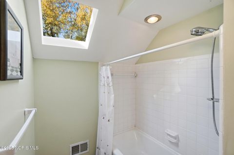 Tiny photo for 2403 Ragan Woods Drive, Toledo, OH 43614 (MLS # 10000688)