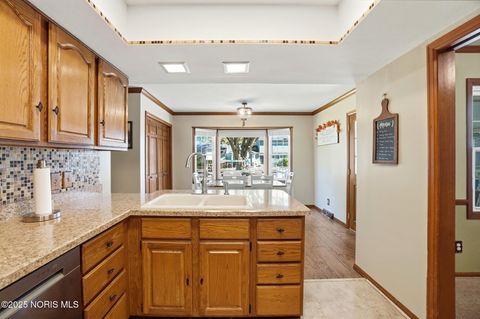 Tiny photo for 2403 Ragan Woods Drive, Toledo, OH 43614 (MLS # 10000688)