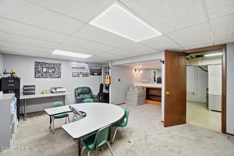 Tiny photo for 2403 Ragan Woods Drive, Toledo, OH 43614 (MLS # 10000688)