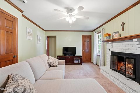 Tiny photo for 2403 Ragan Woods Drive, Toledo, OH 43614 (MLS # 10000688)