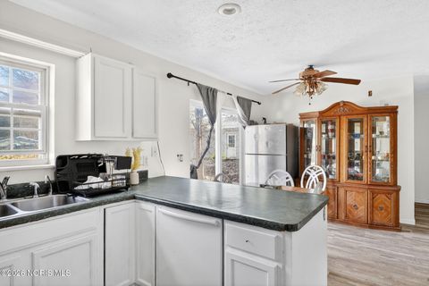 Tiny photo for 148 Curwood Road, Holland, OH 43528 (MLS # 10003173)