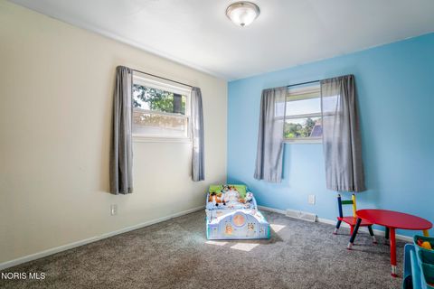 Tiny photo for 6253 Hancock Avenue, Toledo, OH 43615 (MLS # 10010964)