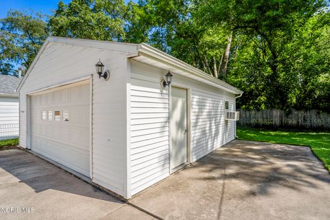 Tiny photo for 6253 Hancock Avenue, Toledo, OH 43615 (MLS # 10010964)