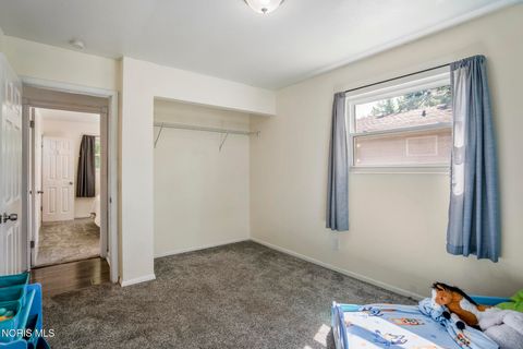 Tiny photo for 6253 Hancock Avenue, Toledo, OH 43615 (MLS # 10010964)
