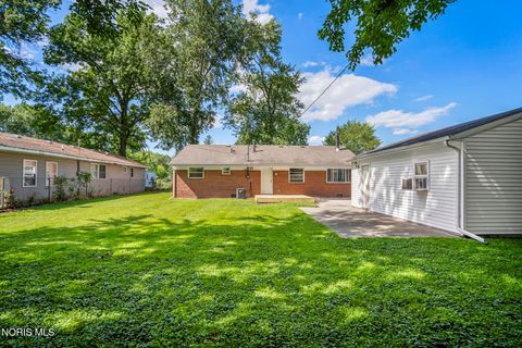 Tiny photo for 6253 Hancock Avenue, Toledo, OH 43615 (MLS # 10010964)