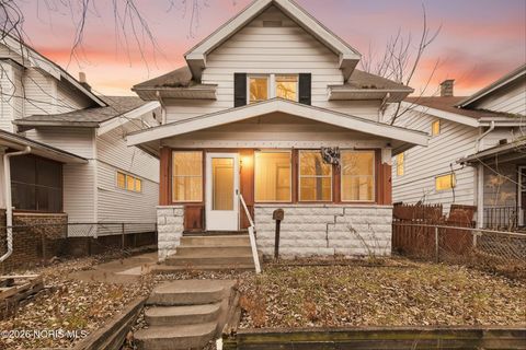 Tiny photo for 729 Utah Street, Toledo, OH 43605 (MLS # 10003112)