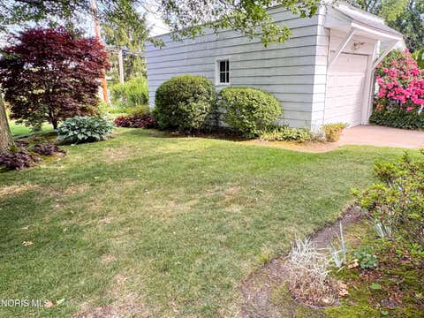 Tiny photo for 2849 Latonia Boulevard, Toledo, OH 43606 (MLS # 10009559)