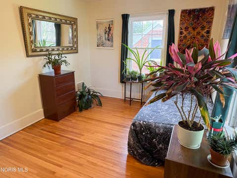 Tiny photo for 2849 Latonia Boulevard, Toledo, OH 43606 (MLS # 10009559)