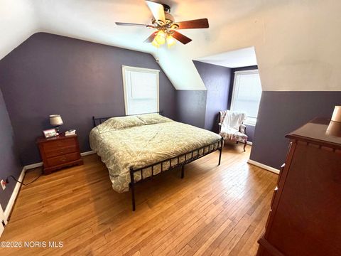 Tiny photo for 174 Hannum Avenue, Rossford, OH 43460 (MLS # 10003833)