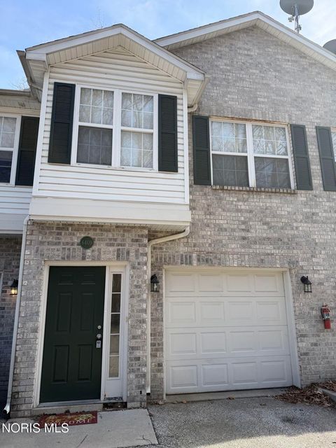 Photo of 6409 Triple Crown Lane, Toledo, OH 43615 (MLS # 10006337)