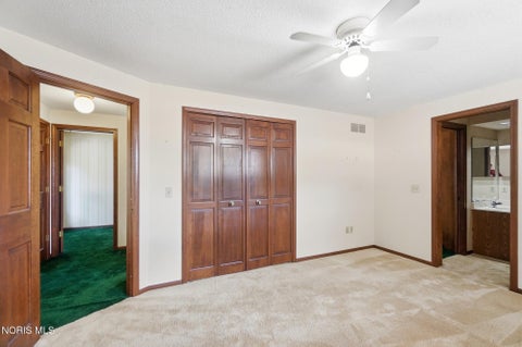 Tiny photo for 2437 Parliament Square, Toledo, OH 43617 (MLS # 10009641)