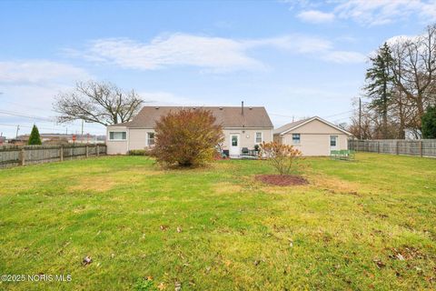 Tiny photo for 1642 Woodville Road, Millbury, OH 43447 (MLS # 10001631)