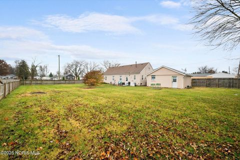 Tiny photo for 1642 Woodville Road, Millbury, OH 43447 (MLS # 10001631)