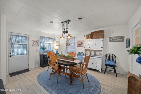 Tiny photo for 1642 Woodville Road, Millbury, OH 43447 (MLS # 10001631)