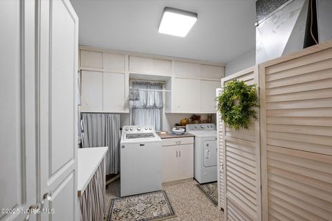 Tiny photo for 1642 Woodville Road, Millbury, OH 43447 (MLS # 10001631)