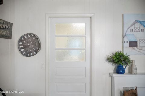 Tiny photo for 1642 Woodville Road, Millbury, OH 43447 (MLS # 10001631)