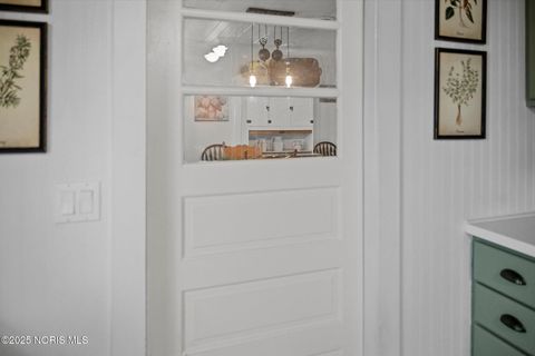 Tiny photo for 1642 Woodville Road, Millbury, OH 43447 (MLS # 10001631)