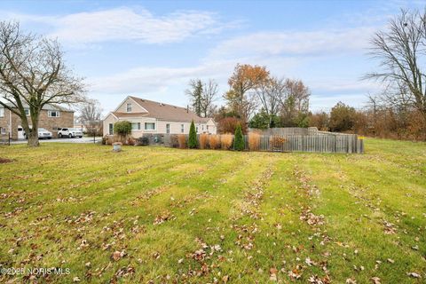 Tiny photo for 1642 Woodville Road, Millbury, OH 43447 (MLS # 10001631)