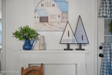 Tiny photo for 1642 Woodville Road, Millbury, OH 43447 (MLS # 10001631)