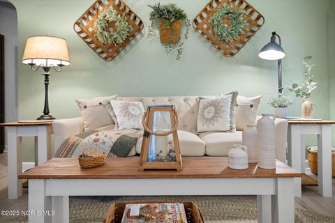 Tiny photo for 1642 Woodville Road, Millbury, OH 43447 (MLS # 10001631)