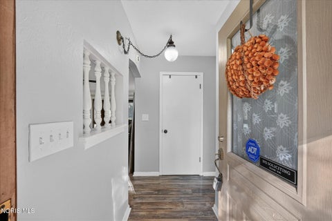 Tiny photo for 5035 Fairgreen Drive, Toledo, OH 43613 (MLS # 10014475)