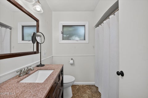 Tiny photo for 5035 Fairgreen Drive, Toledo, OH 43613 (MLS # 10014475)