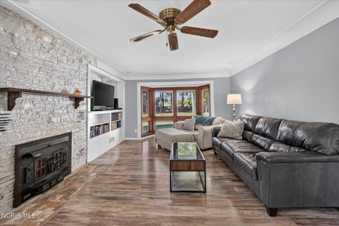 Tiny photo for 5035 Fairgreen Drive, Toledo, OH 43613 (MLS # 10014475)