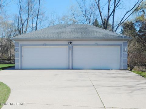 Tiny photo for 3423 Stonebrooke Lane, Maumee, OH 43537 (MLS # 10001741)