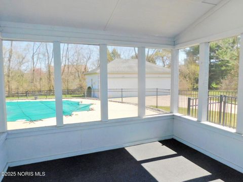 Tiny photo for 3423 Stonebrooke Lane, Maumee, OH 43537 (MLS # 10001741)