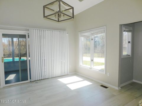 Tiny photo for 3423 Stonebrooke Lane, Maumee, OH 43537 (MLS # 10001741)