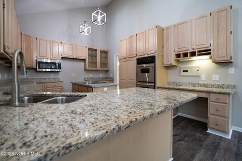 Tiny photo for 3423 Stonebrooke Lane, Maumee, OH 43537 (MLS # 10001741)