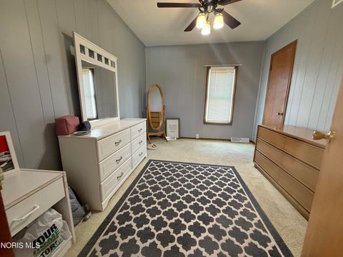 Tiny photo for 114 E Perry Street, Walbridge, OH 43465 (MLS # 10004738)