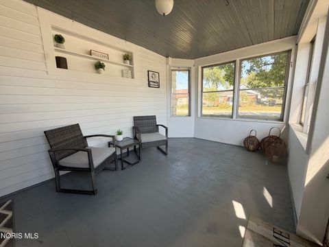 Tiny photo for 114 E Perry Street, Walbridge, OH 43465 (MLS # 10004738)