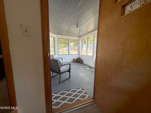 Tiny photo for 114 E Perry Street, Walbridge, OH 43465 (MLS # 10004738)