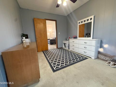 Tiny photo for 114 E Perry Street, Walbridge, OH 43465 (MLS # 10004738)