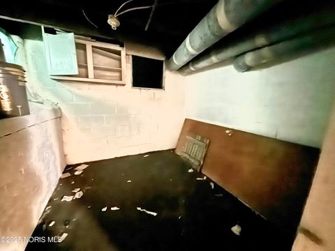 Tiny photo for 3118 Elm Street, Toledo, OH 43608 (MLS # 10002355)