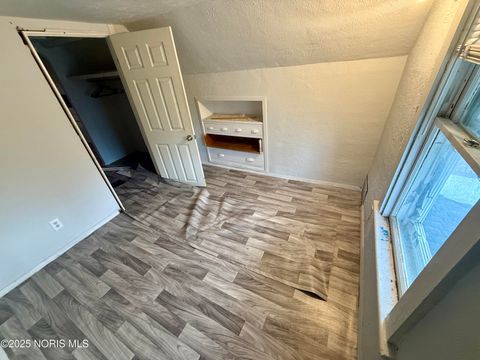 Tiny photo for 3118 Elm Street, Toledo, OH 43608 (MLS # 10002355)