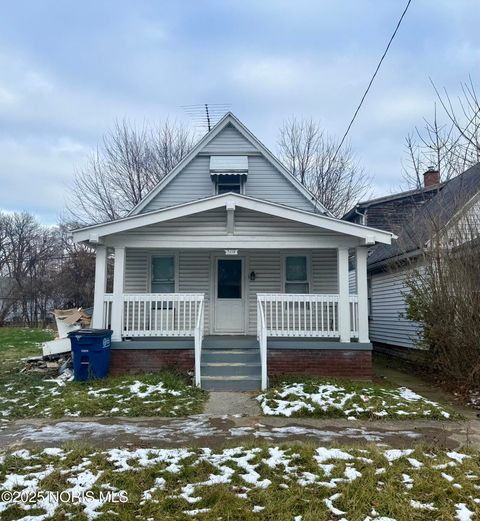 Photo of 3118 Elm Street, Toledo, OH 43608 (MLS # 10002355)