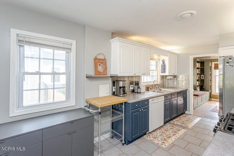 Tiny photo for 3440 Cheltenham Road, Toledo, OH 43606 (MLS # 10012002)