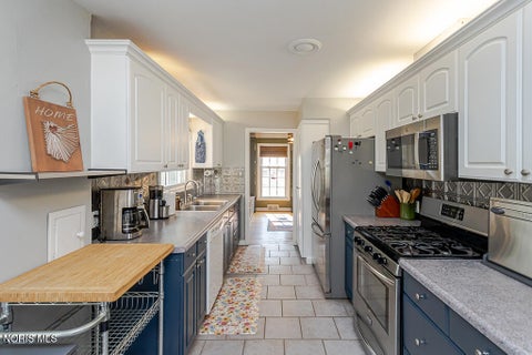 Tiny photo for 3440 Cheltenham Road, Toledo, OH 43606 (MLS # 10012002)