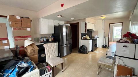 Tiny photo for 142 Van Buren Avenue, Toledo, OH 43605 (MLS # 10005827)