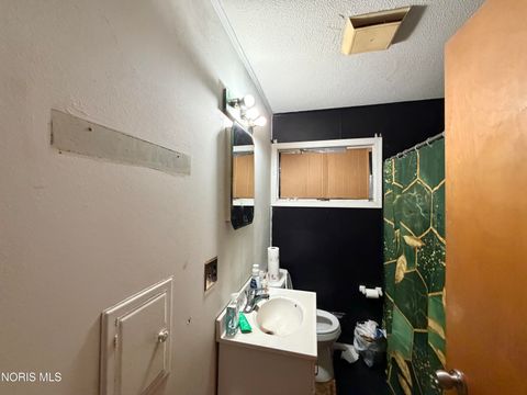 Tiny photo for 142 Van Buren Avenue, Toledo, OH 43605 (MLS # 10005827)