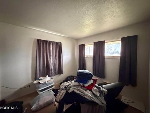 Tiny photo for 142 Van Buren Avenue, Toledo, OH 43605 (MLS # 10005827)